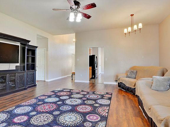 3rd image of 26247 Poplar Glen Dr