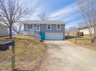 118 NE 991st St, Knob Noster, MO 65336