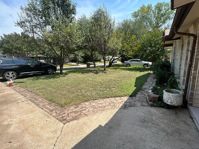 430 Parkview Dr — Photo 10