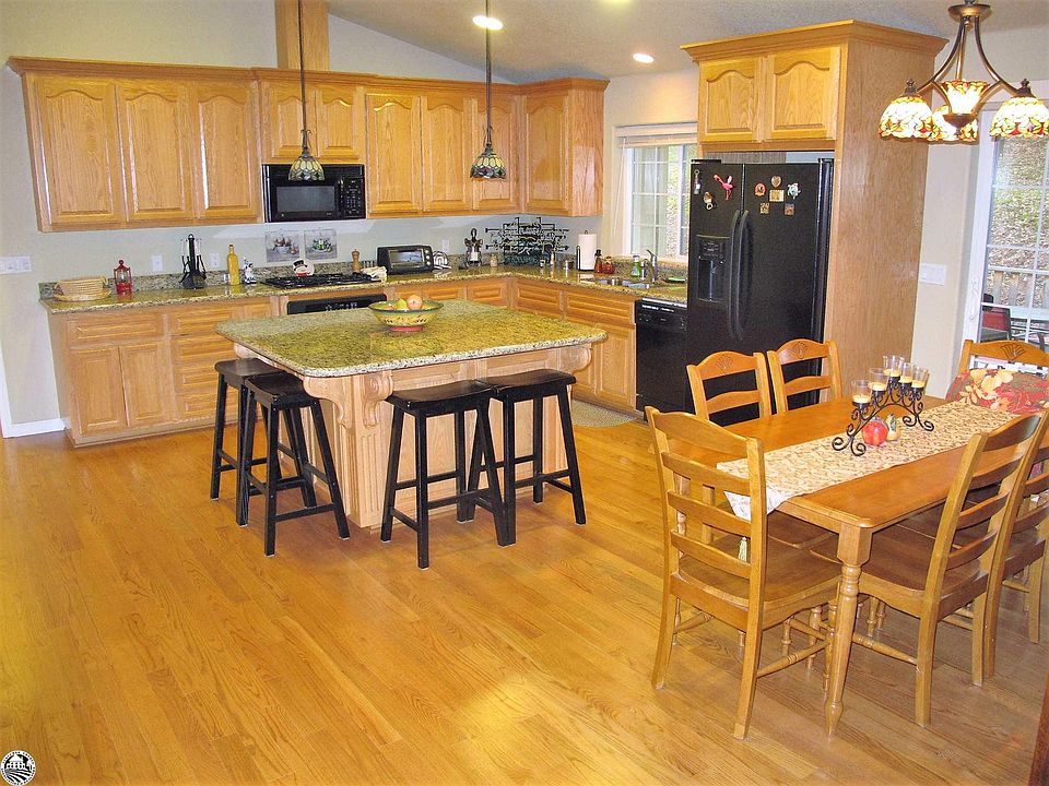 1st image of 12818 Cresthaven Dr #350