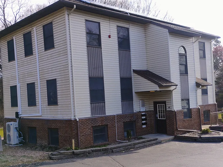 48 Ringwood Ave — Photo 1