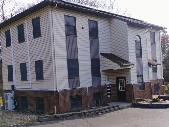 48 Ringwood Ave