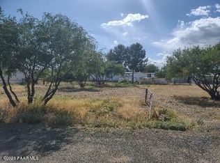 16080 S Papago Dr, Mayer, AZ 86333