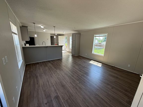 2nd image of 414 E Jackson St Lot 29