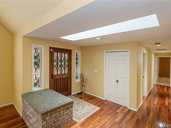 4th image of 18840 SE 281st St