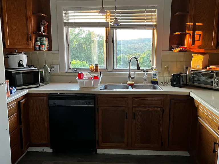 326 Babcock Hill Rd #A — Photo 4