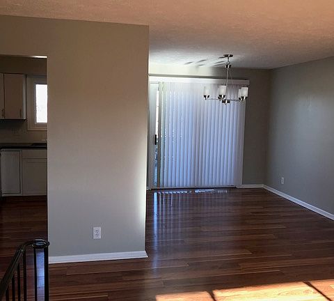 5th image of 13606 Birchwood Ave