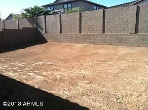 5th image of 15624 W Poinsettia Dr