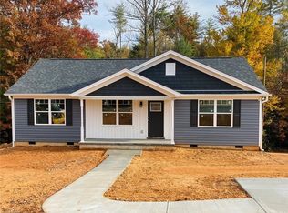 1721 Greenbrooke Rd, Hudson, NC 28638