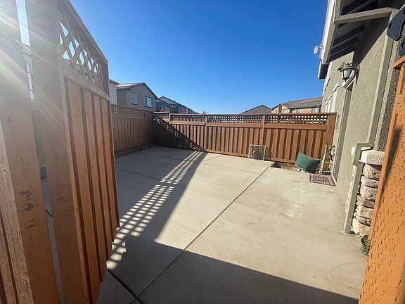 3rd image of 2929 Penrose Ln