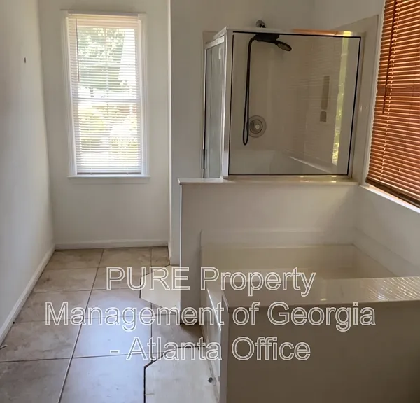 909 Michael Lee Way — Photo 18