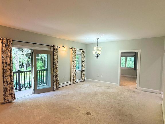 5th image of 47 Springbrook Drive #1A