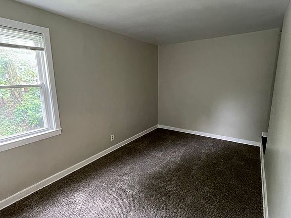 4th image of 133-139 Delaware Dr #135