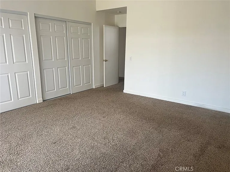 2045 Chevy Chase Dr — Photo 8