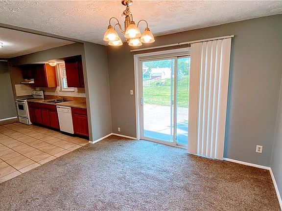 5th image of 3097 Glengarry Dr
