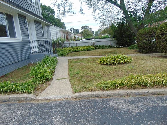 2nd image of 158 Mirin Ave