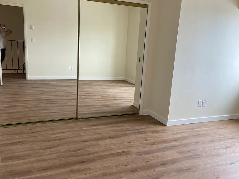 366 Van Buren St #10 — Photo 6