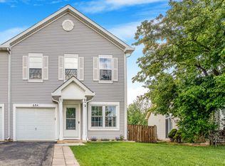 684 Edward Dr, Romeoville, IL 60446