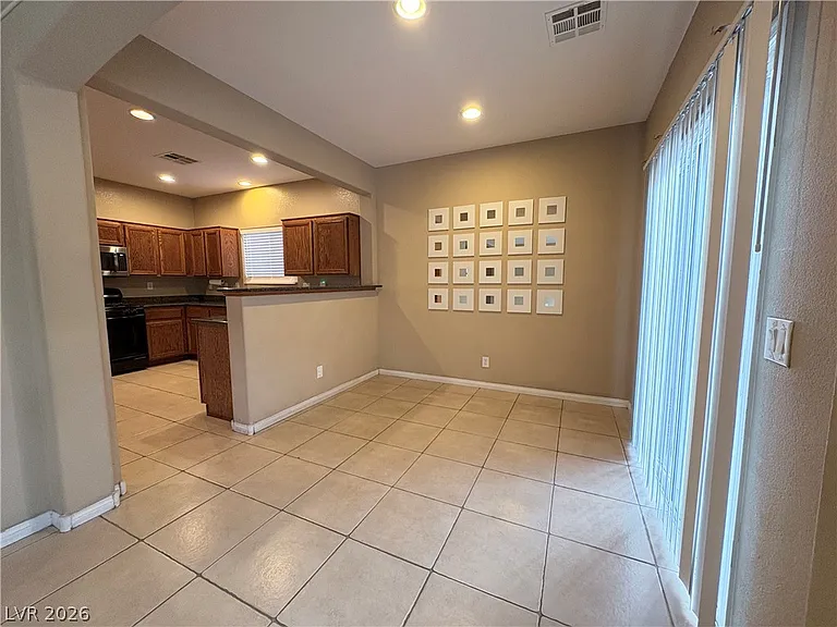 5014 Golden Antelope Way — Photo 7