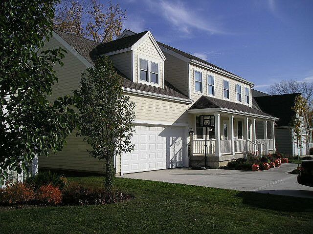 2nd image of 4226 Fieldstone Dr