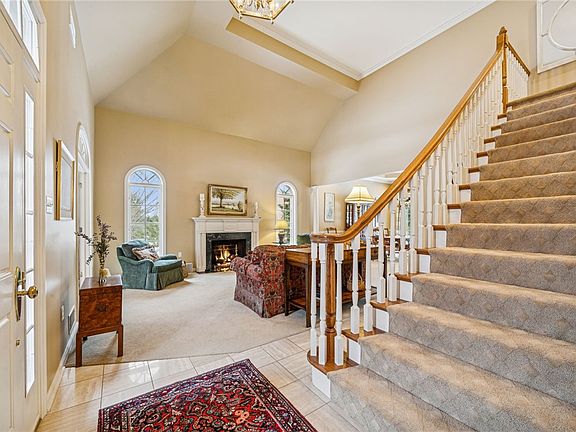 3rd image of 1116 Sandstone Rd