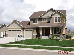 1934 Sheridan Ct, North Mankato, MN 56003