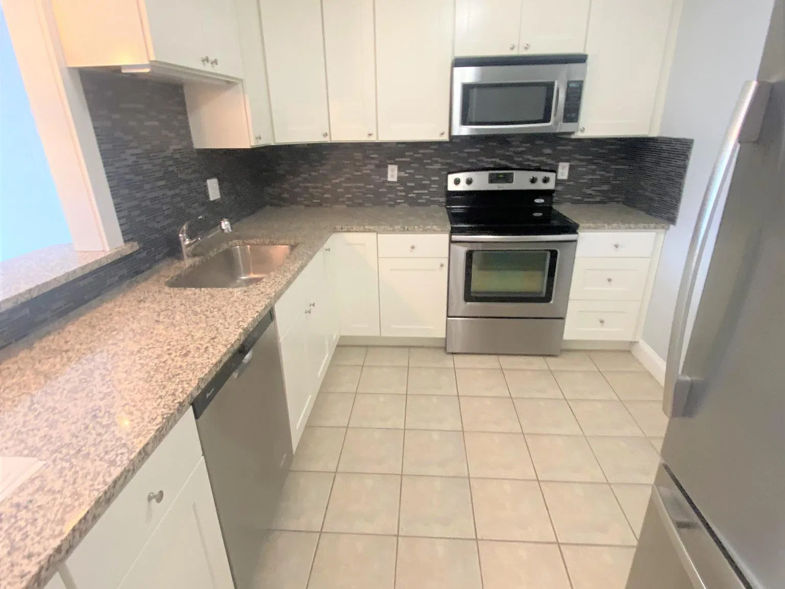 1 bed, 700 sqft, $2,000 — Photo 1