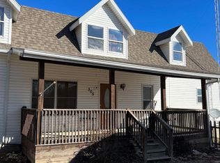 305 N Washington St, Table Grove, IL 61482
