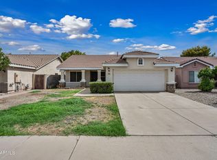 945 W Hudson Way, Gilbert, AZ 85233