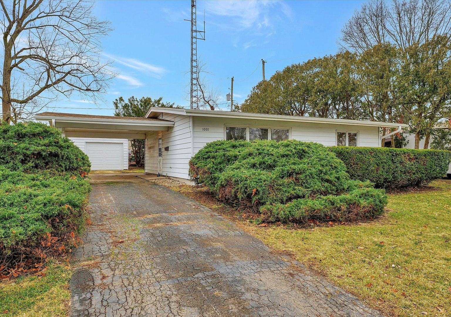 1001 E Burkwood Dr, Urbana, IL 61801 Zillow