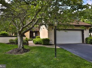 12 Hounds Run Ln, Blue Bell, PA 19422