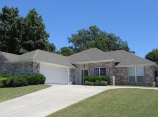 2726 Pebble Dr, Van Buren, AR 72956