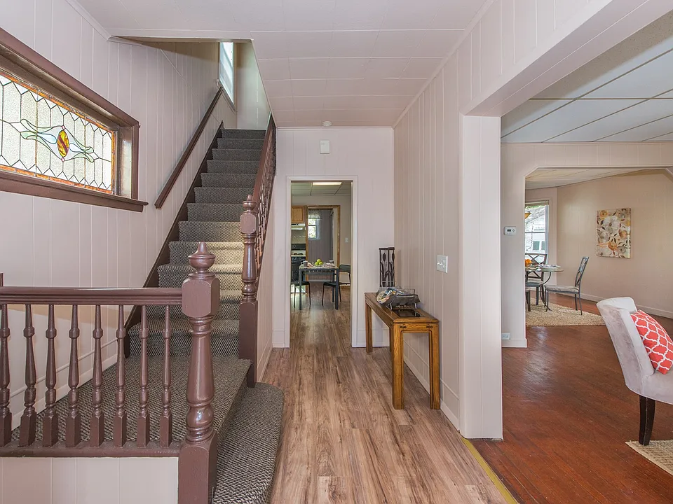 Front Entryway