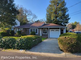 11 Manzanita Ct, Walnut Creek, CA 94595