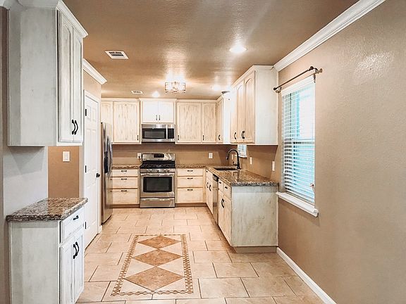 4th image of 2005 Sandlewood Dr