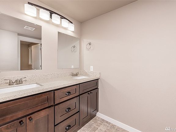 4th image of 1603 Susan Ct SE
