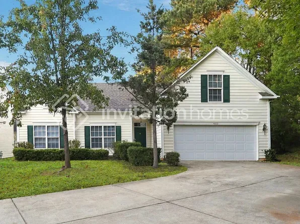 4302 Clymer Ct, Charlotte, NC 28269