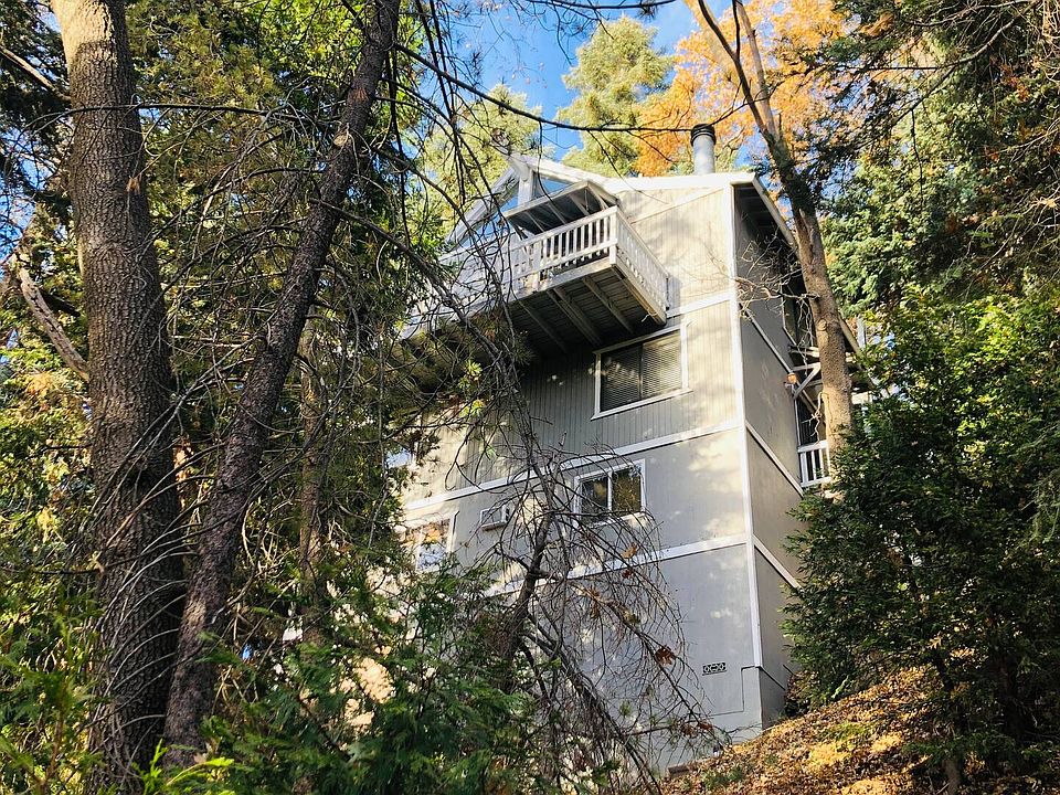 1st image of 764 Ivy Ln