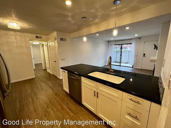 2nd image of 9209 Village Glen Dr Unit 139