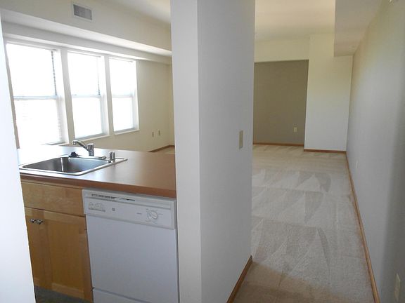 Kitchen / Living room