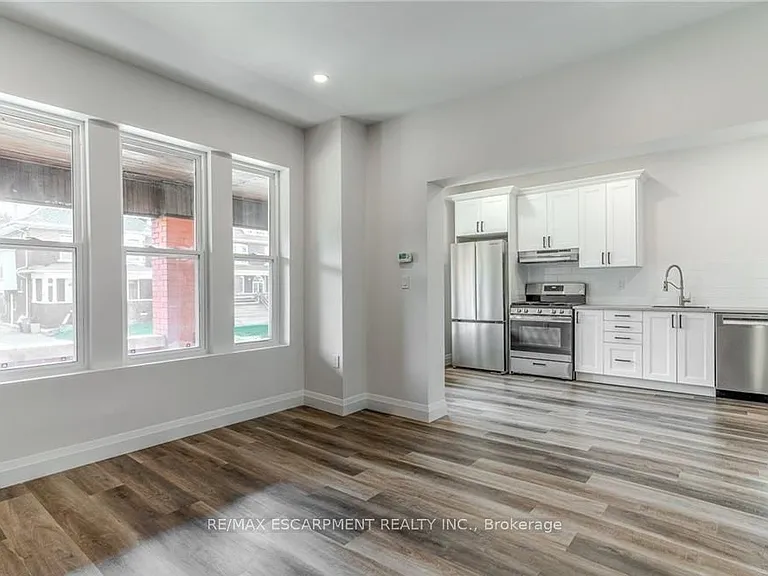 50 Burris St #1 — Photo 5