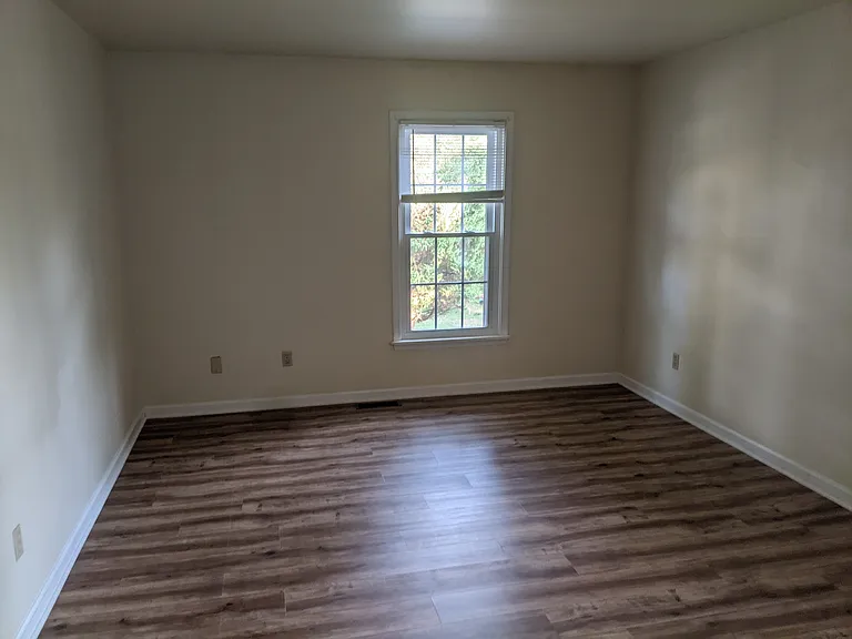 714 Bolling Ave #B — Photo 8