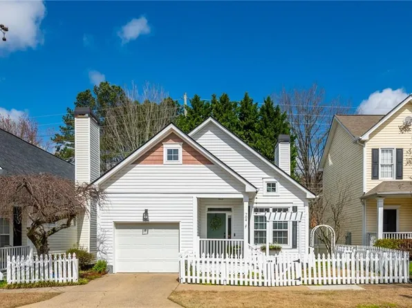 704 Gardenside Cir SE, Marietta, GA 30067