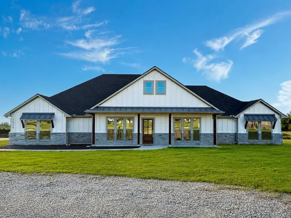 1013 Abbie Ruth Ct, Springtown, TX 76082