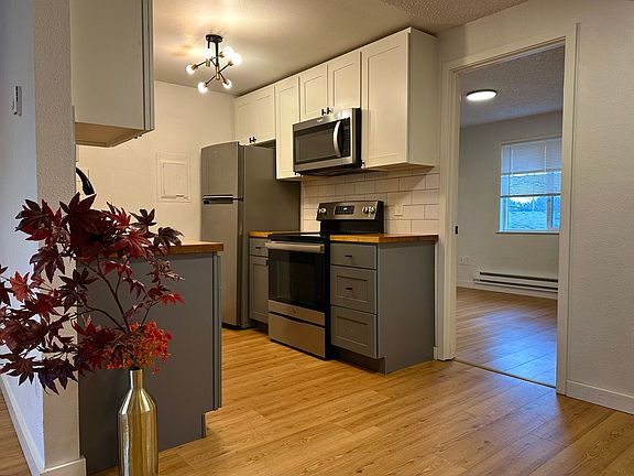 3rd image of 4215 S 66th St #13