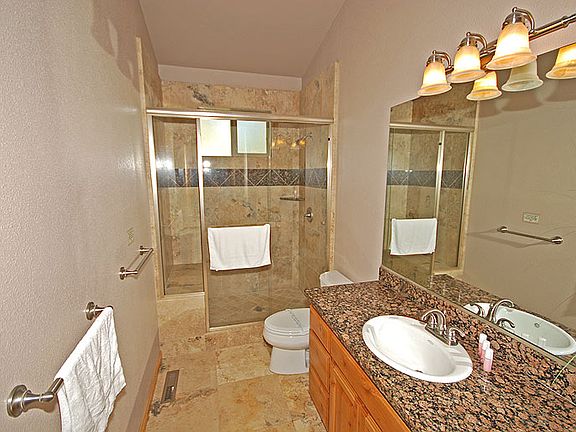 5th image of 639 Tehama Dr