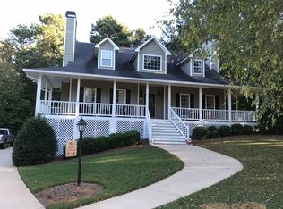 9618 Fox Hunt Cir W, Douglasville, GA 30135
