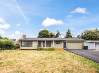 7 Edinburgh Dr, Charlottetown, PE C1A3E7