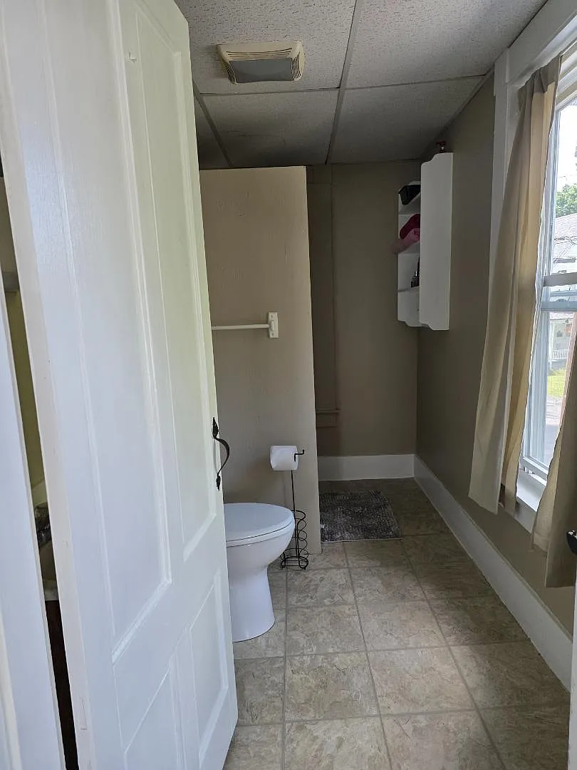 22 Beech Street - E — Photo 3