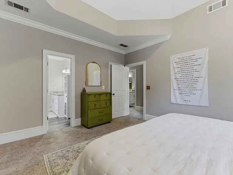 3052 Trafalgar Way — Photo 20